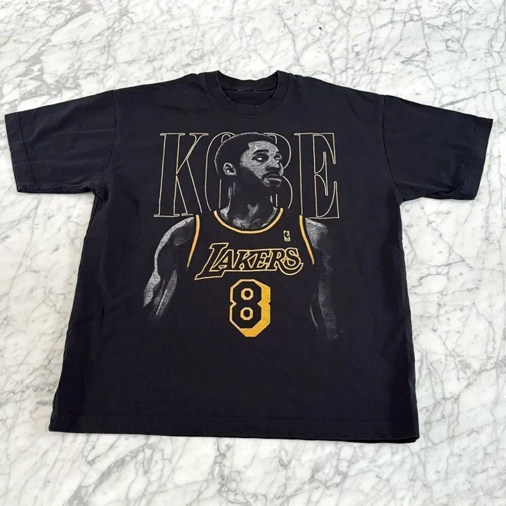 Kobe Bryant RARE Los Angeles Lakers T-Shirt NBA Basketball Sz. M